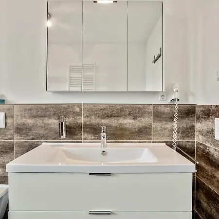 Apartamento Wein & Wellness Inkl Parkplatz - Mandelbaum